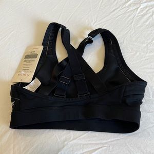 Fabletics sports bra
